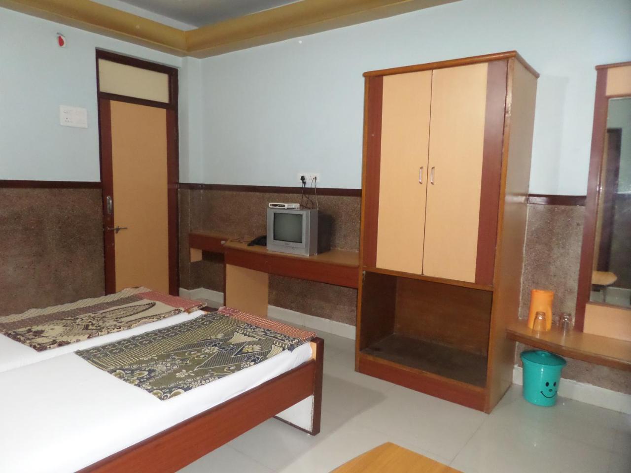 Hotel Padma Nashik Ngoại thất bức ảnh