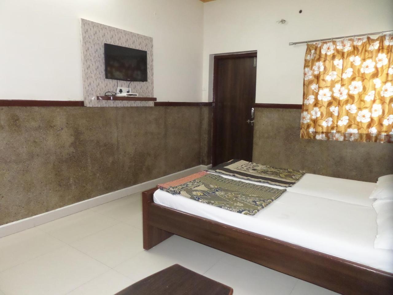 Hotel Padma Nashik Ngoại thất bức ảnh