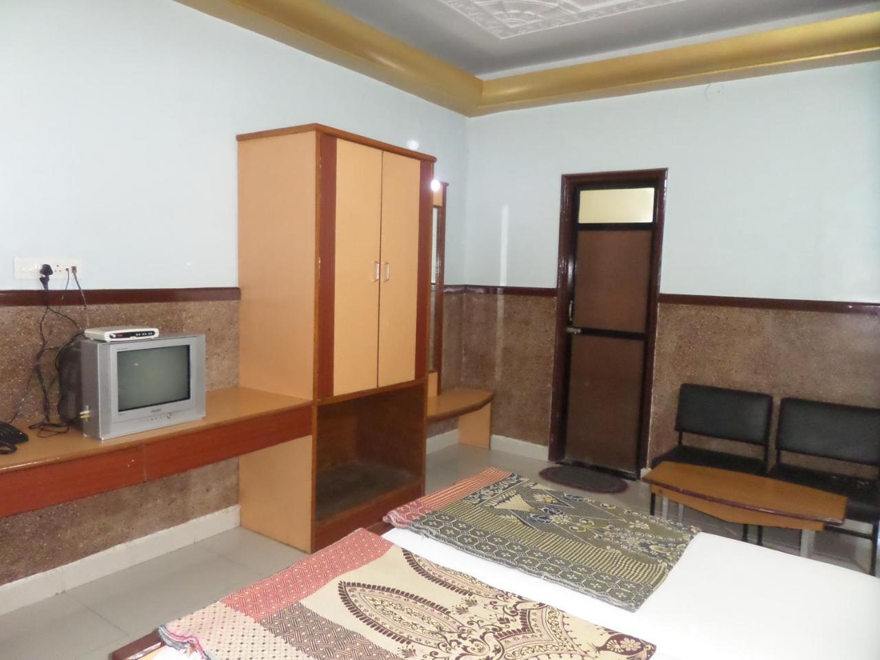 Hotel Padma Nashik Ngoại thất bức ảnh